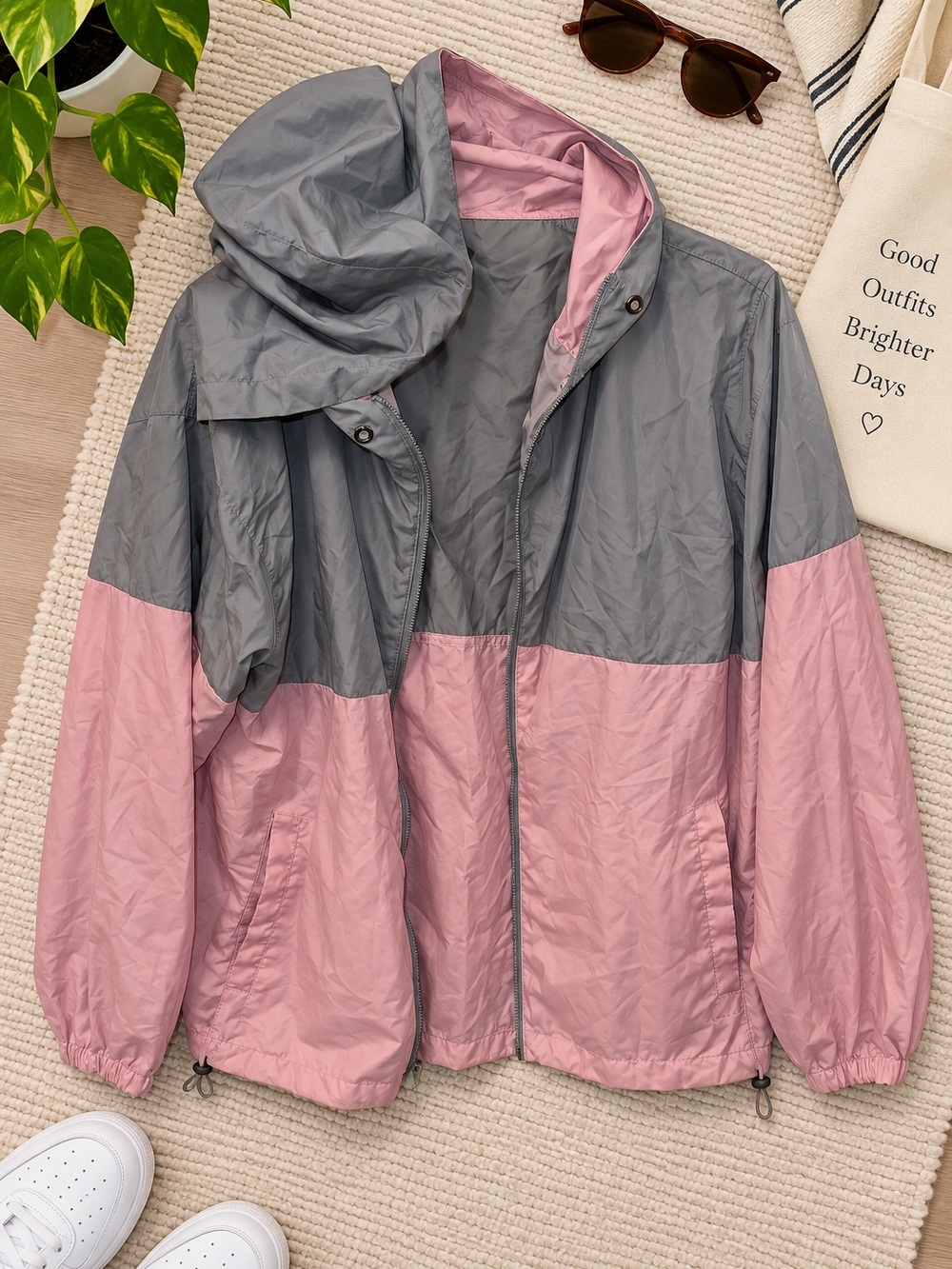 Beautiful Giant Women’s XL Pink Gray Colorblock Hooded Windbreaker Jacket